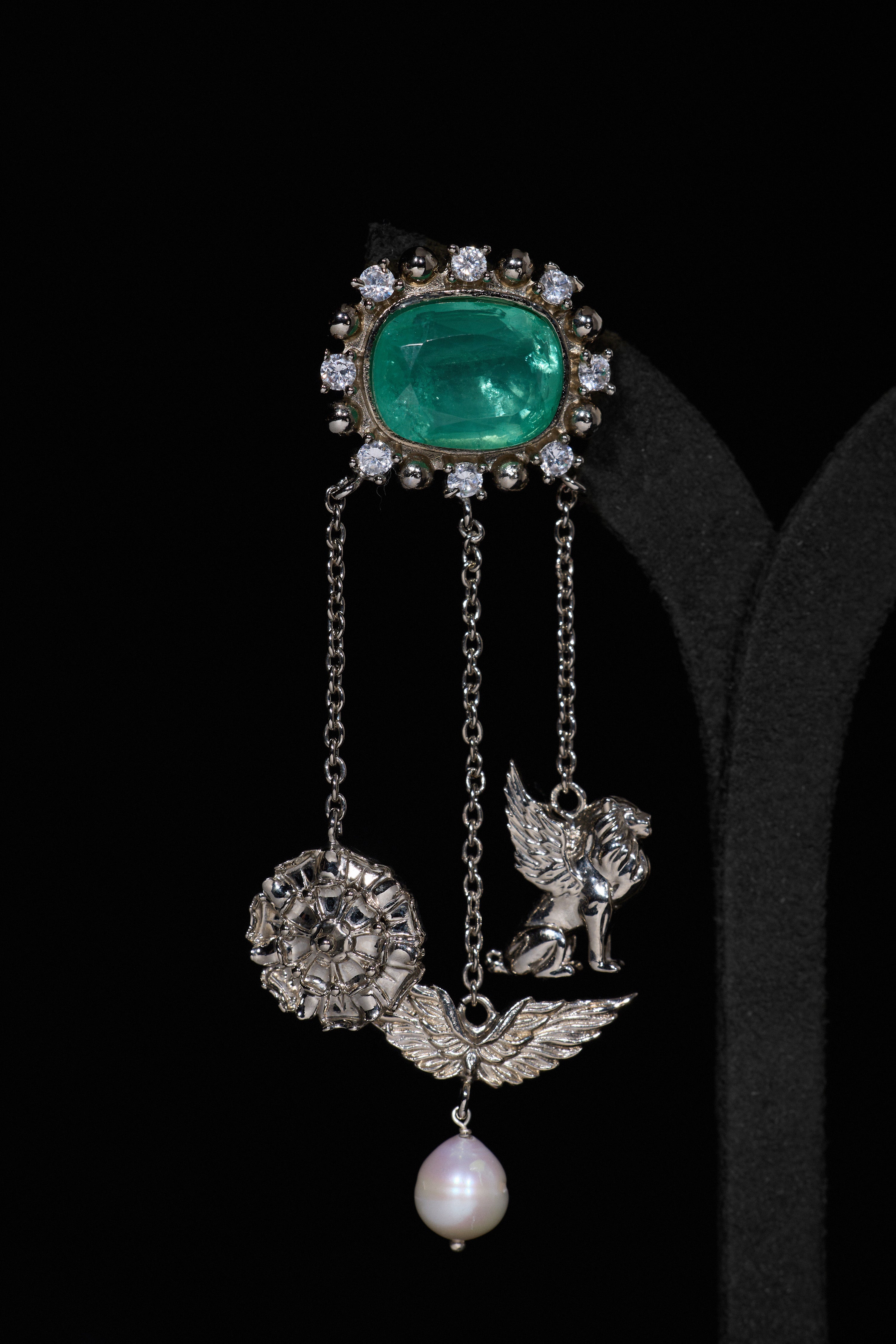 The Signature Baroque Aquamarine Droplets in Starlight
