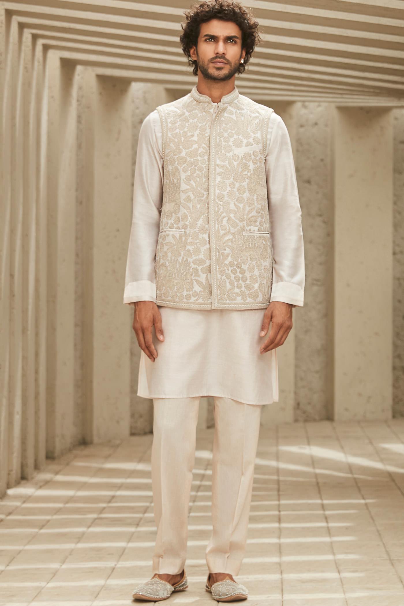 The Off White Jodhpuri Bundi Set