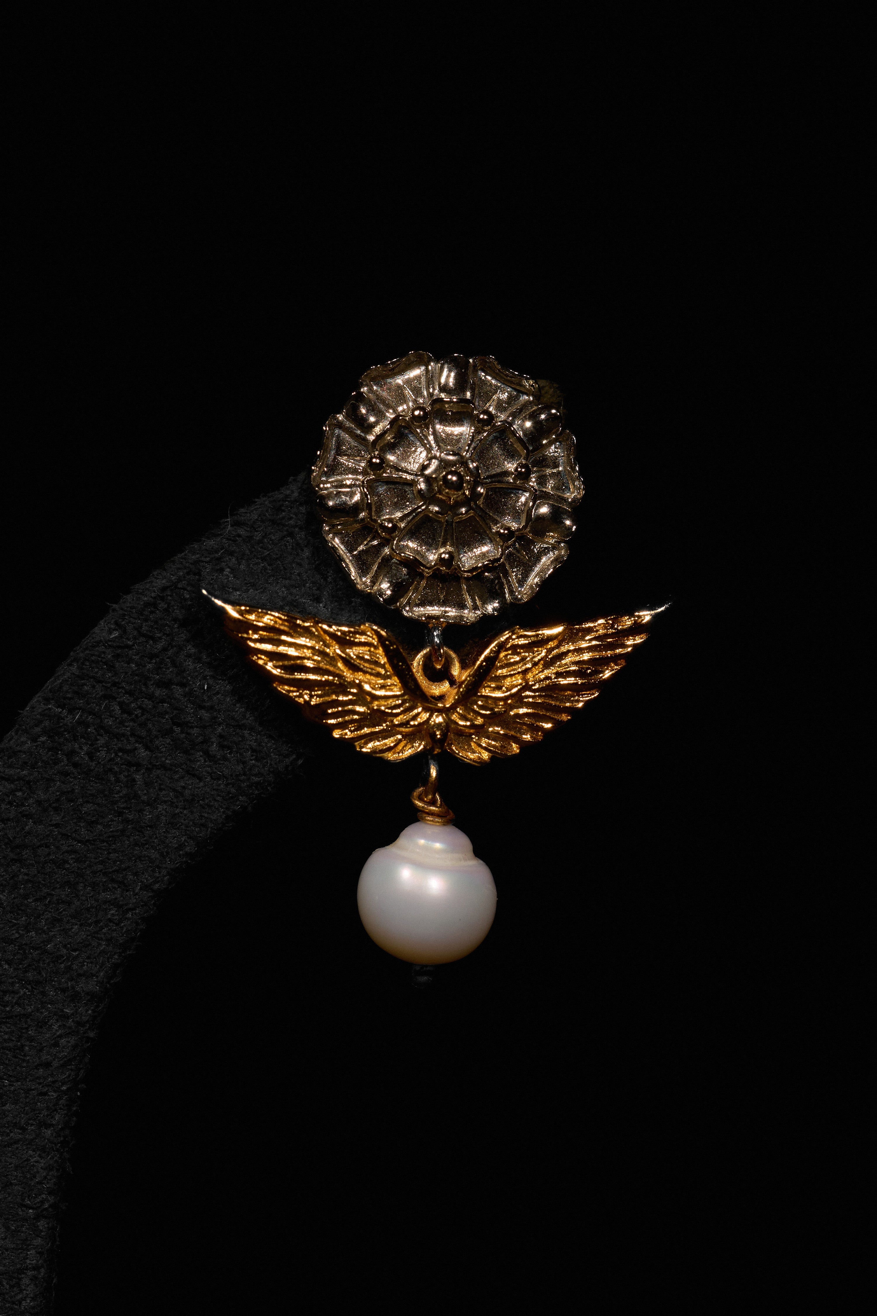 The Flying Tudor Studs in Starlight and Gold