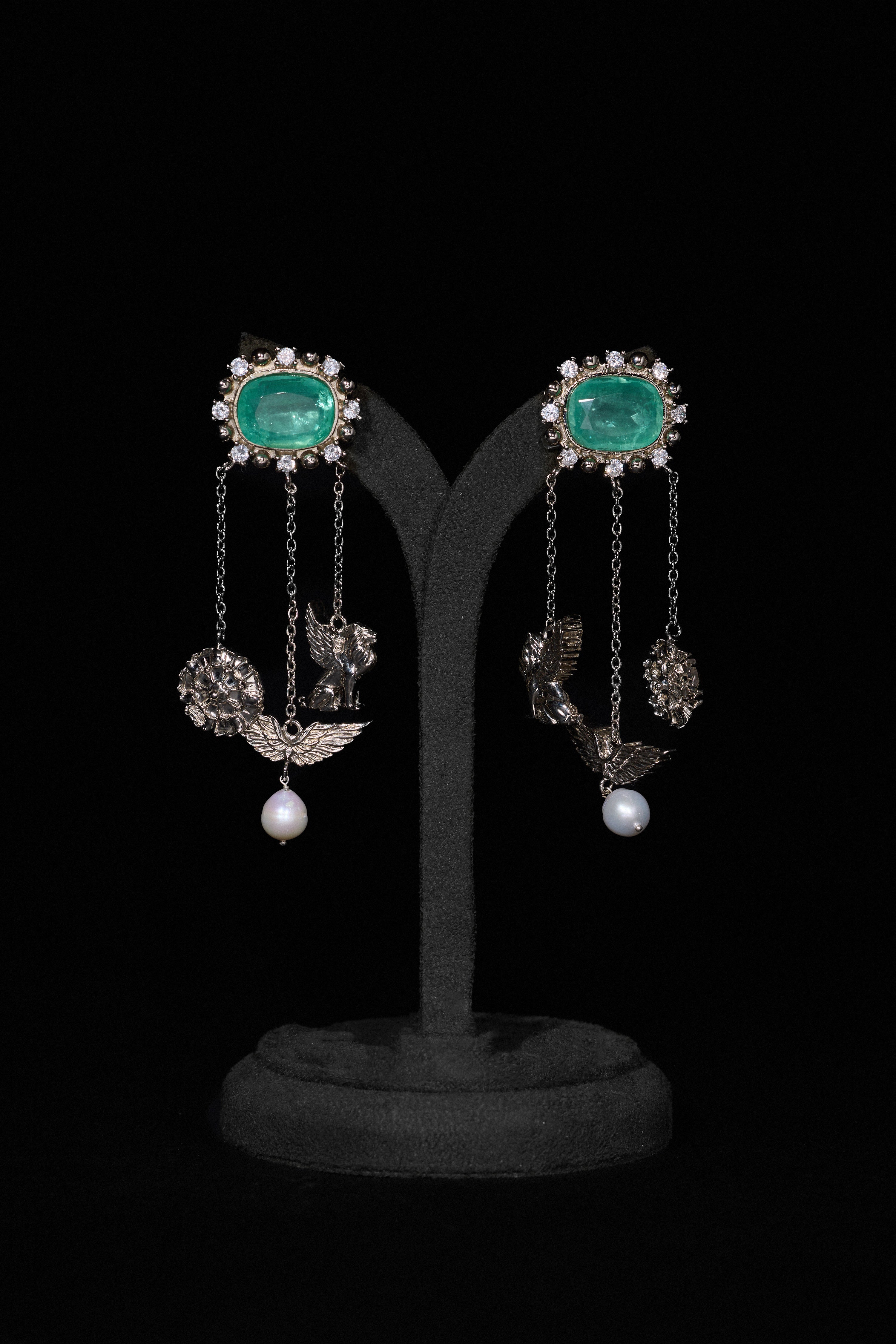 The Signature Baroque Aquamarine Droplets in Starlight