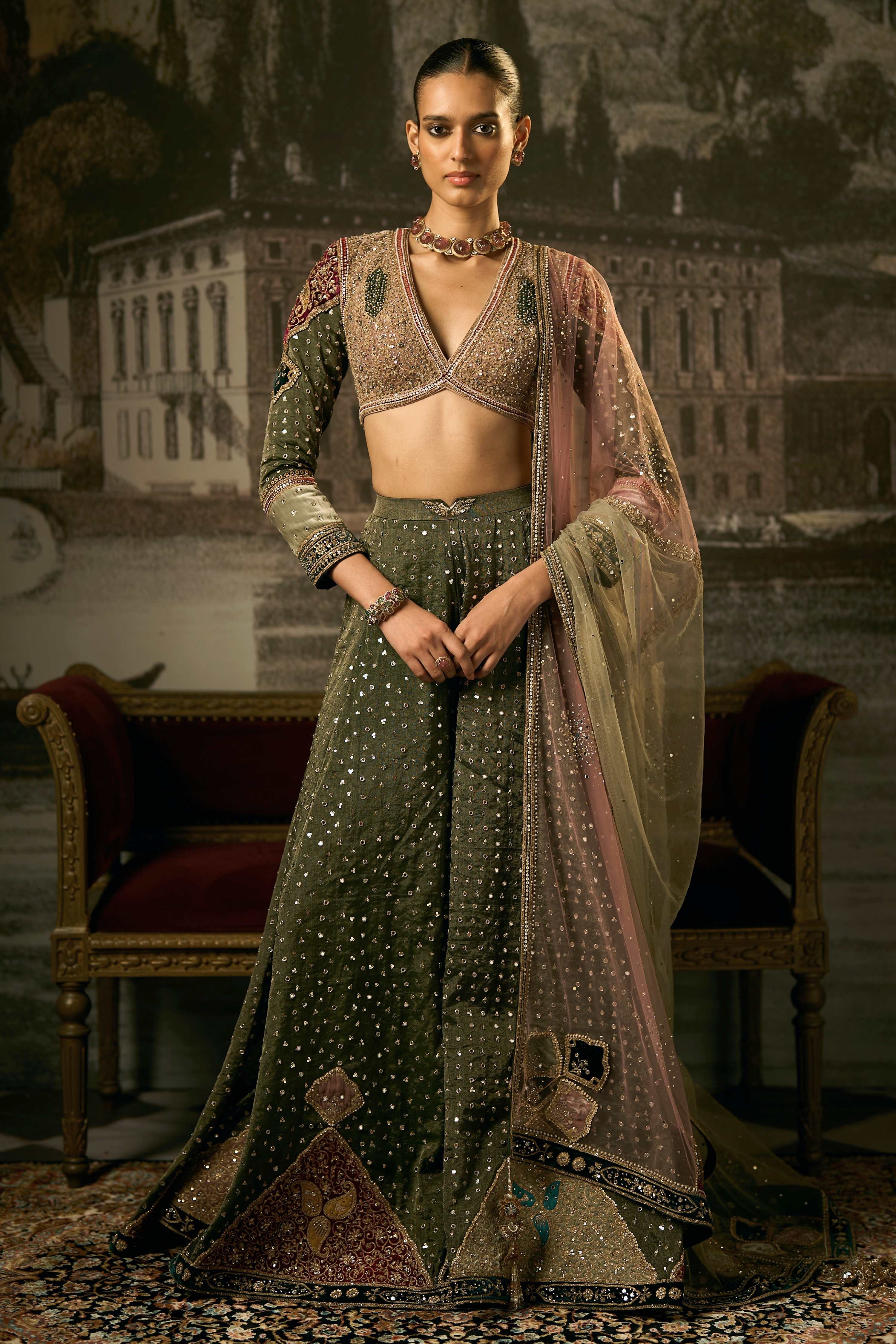 The Royal Signature Sharara