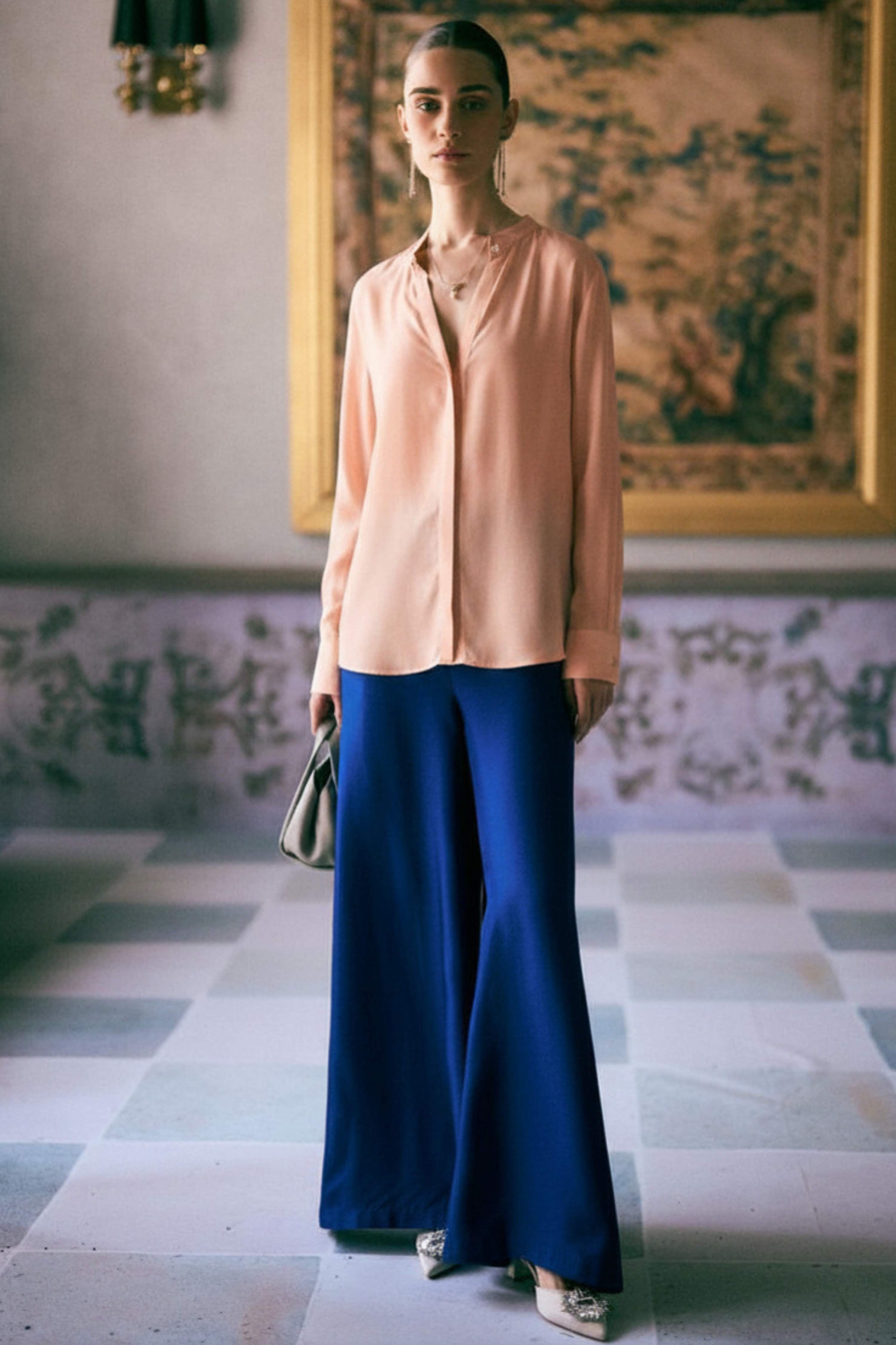 The Iconic Venetian Lion Silk Shirt in Silver hardware